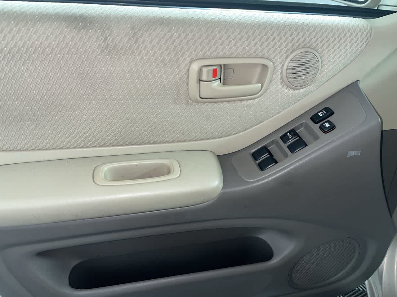 2006 Toyota Highlander w/3rd Row