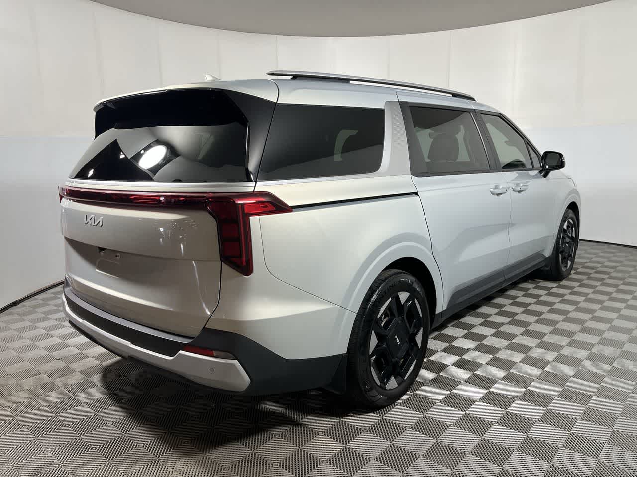 2025 Kia Carnival EX