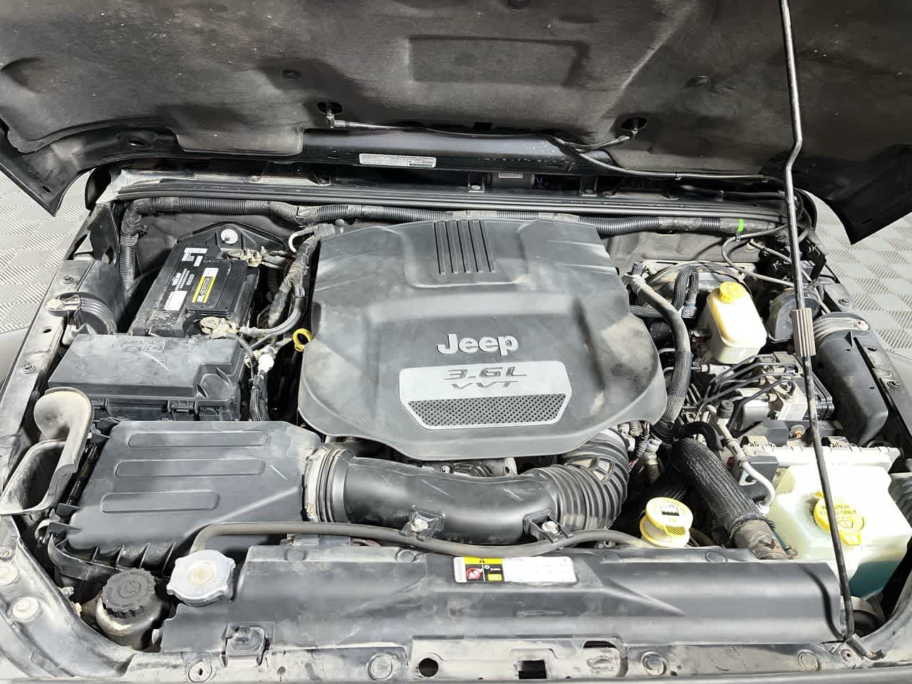 2013 Jeep Wrangler Unlimited Sahara