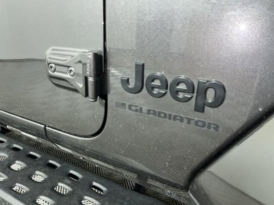 2025 Jeep Gladiator Nighthawk