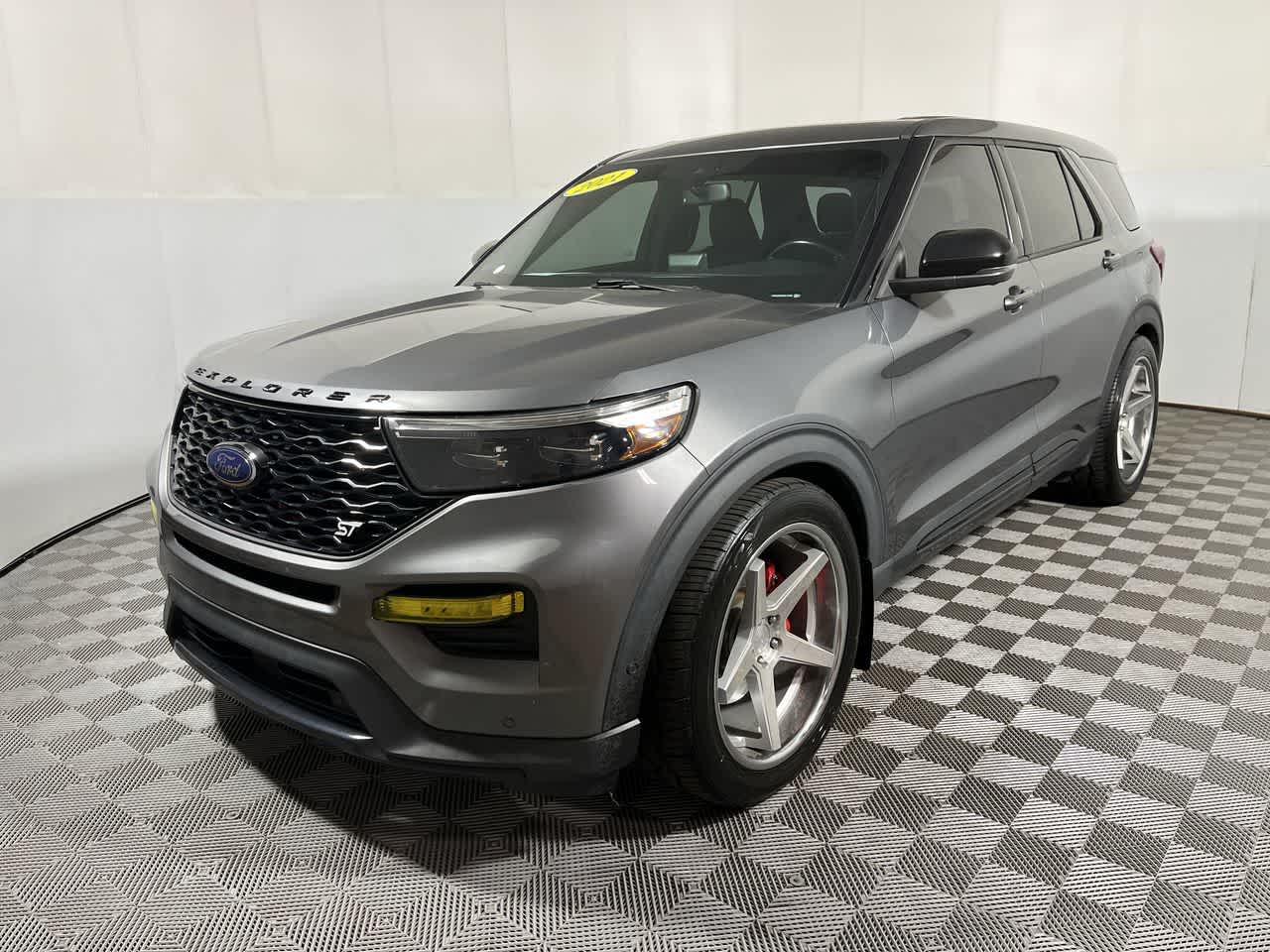 2021 Ford Explorer ST