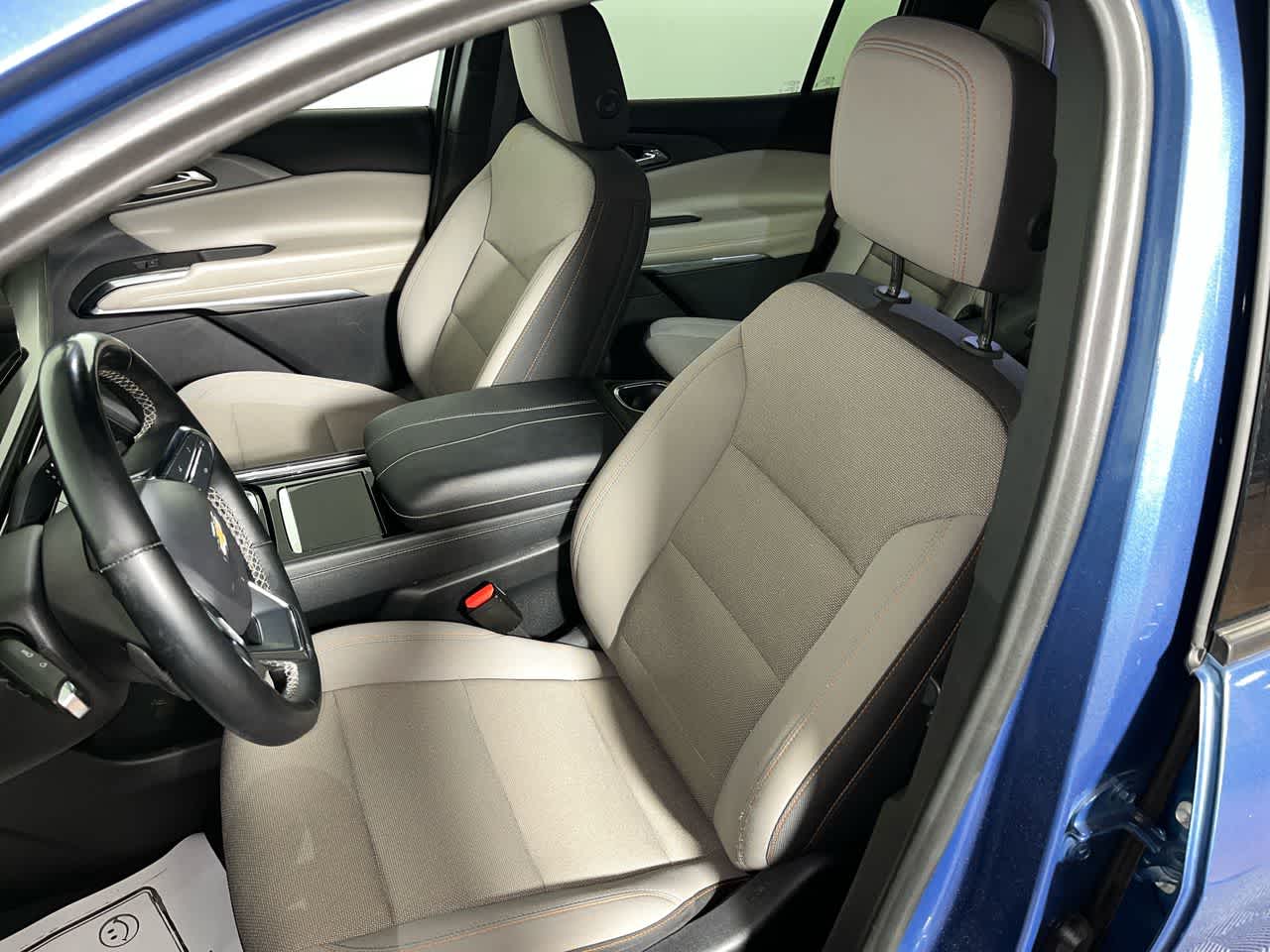 2024 Chevrolet Traverse FWD LT