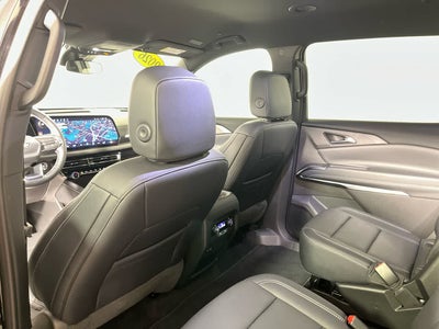 2026 Chevrolet Traverse AWD LT