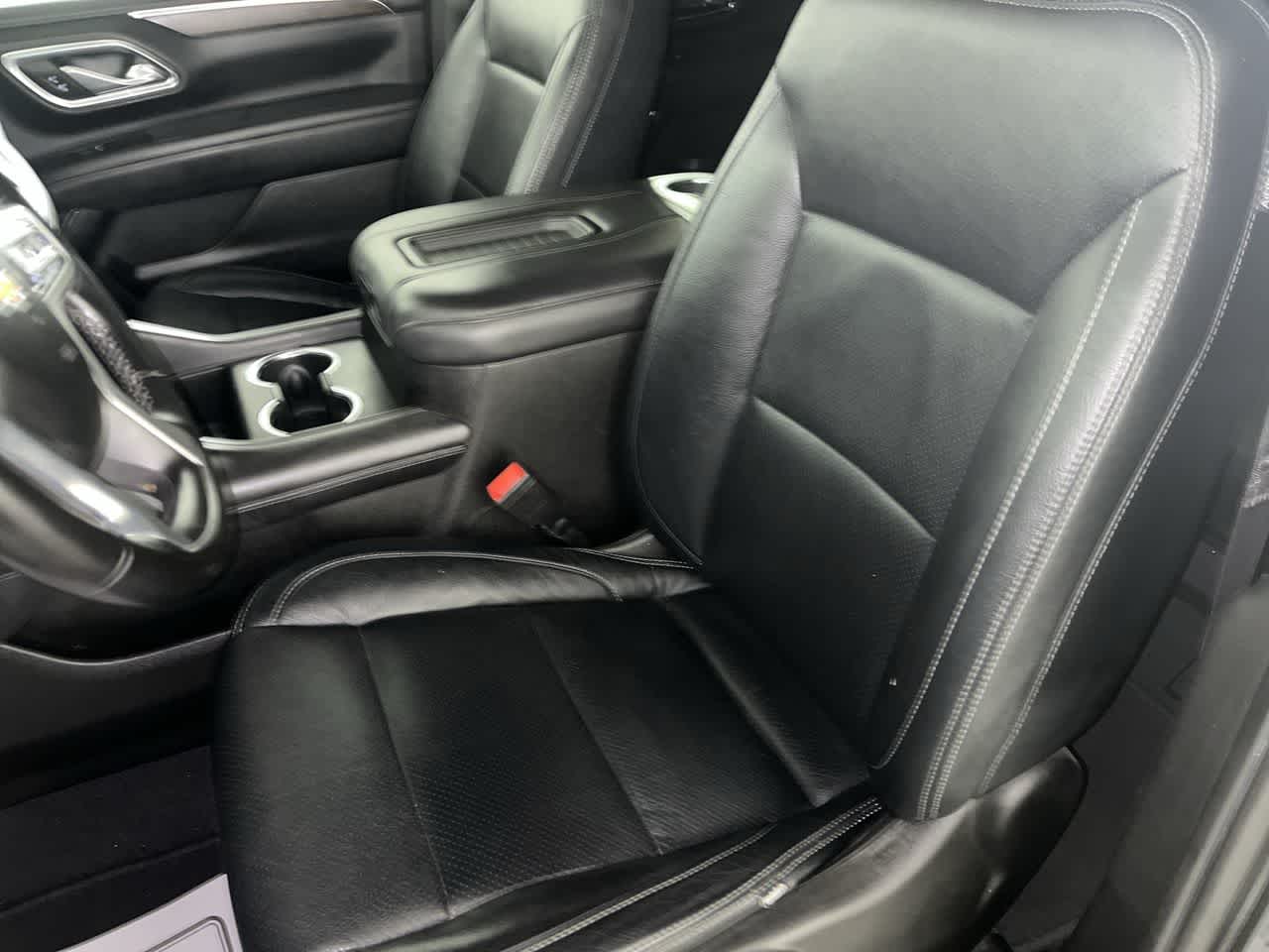 2023 Chevrolet Suburban LS