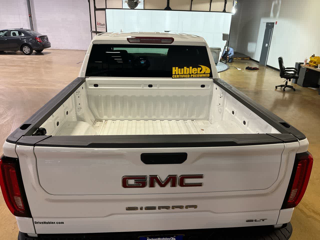 2025 GMC Sierra 1500 SLT