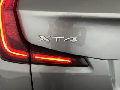 2025 Cadillac XT4 FWD Premium Luxury