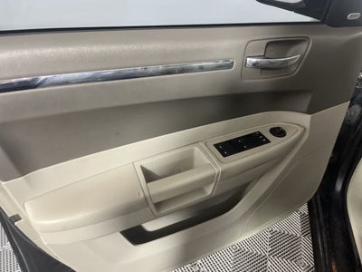 2010 Chrysler 300 Touring