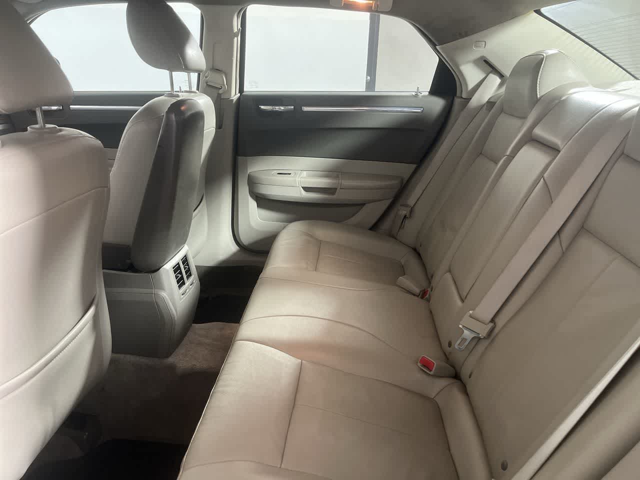 2010 Chrysler 300 Touring