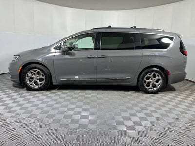 2022 Chrysler Pacifica Limited