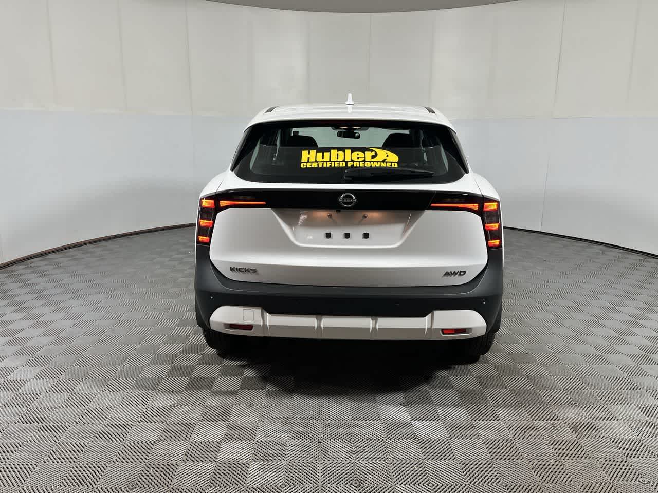 2025 Nissan Kicks S