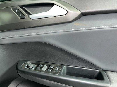 2025 Volkswagen Taos SE Black