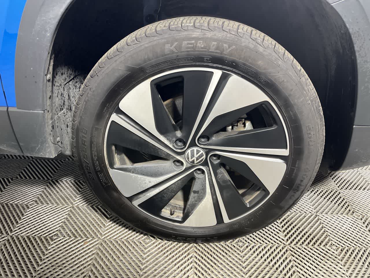 2024 Volkswagen Taos SE