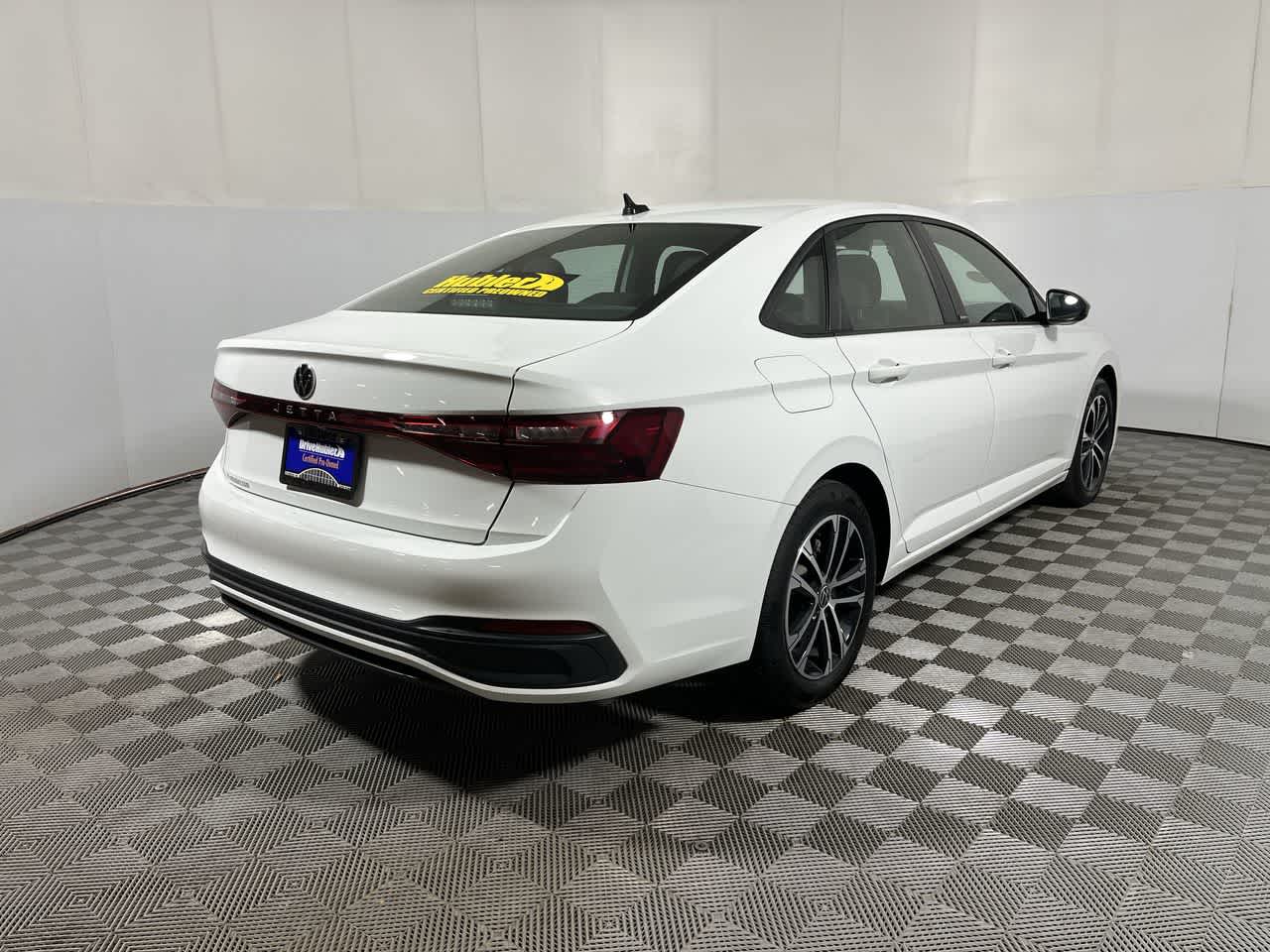 2025 Volkswagen Jetta Sport