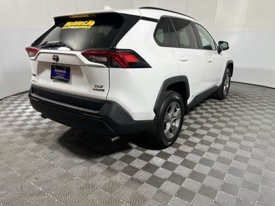 2022 Toyota RAV4 Hybrid XLE