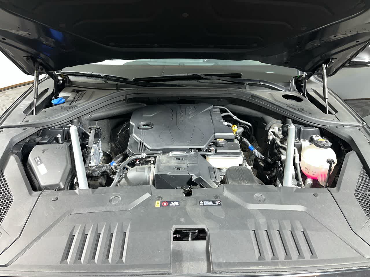 2025 Genesis GV70 2.5T