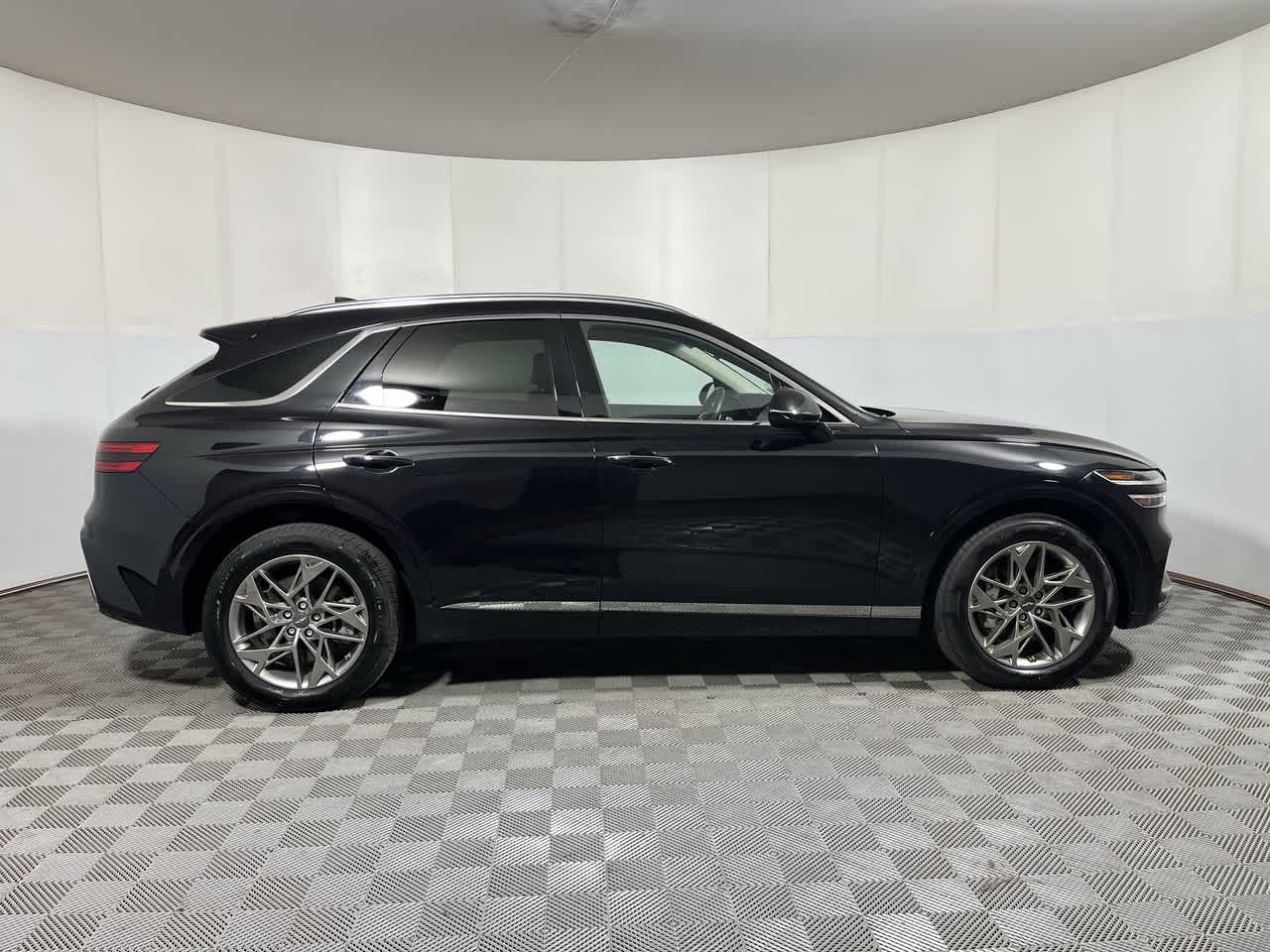 2025 Genesis GV70 2.5T