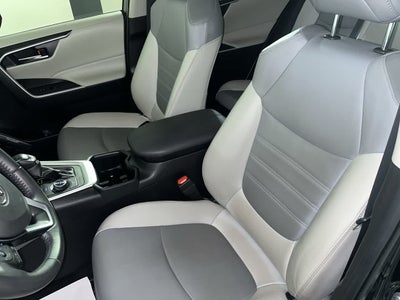 2022 Toyota RAV4 Hybrid XLE Premium