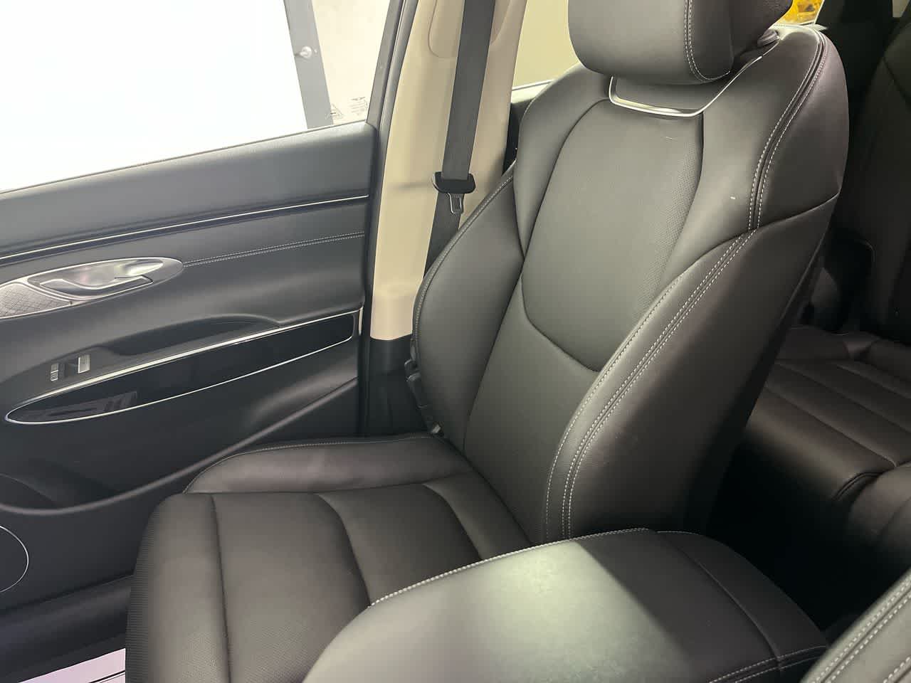 2025 Genesis GV70 2.5T