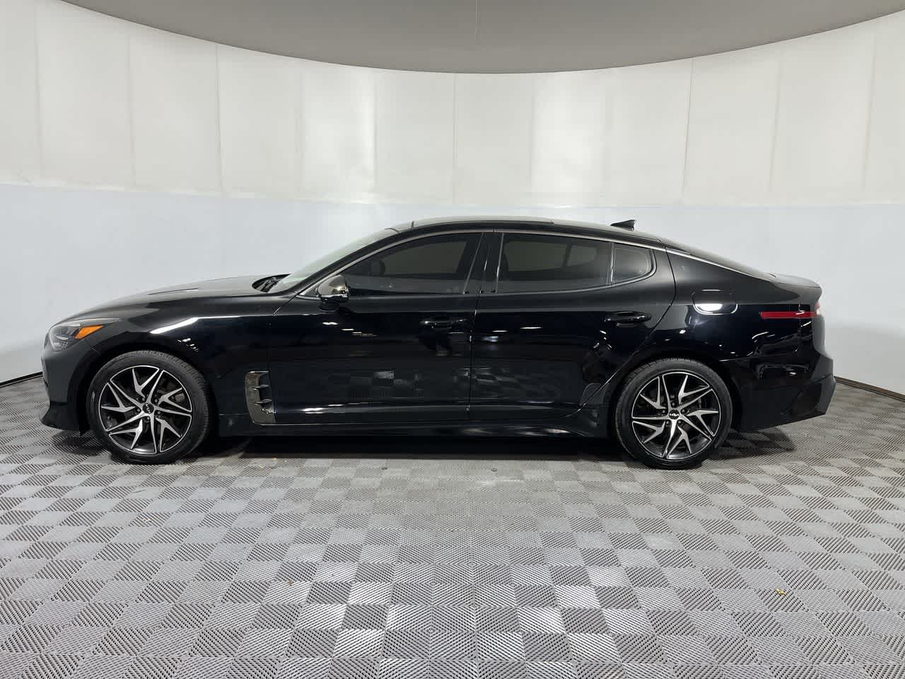 2022 Kia Stinger GT-Line