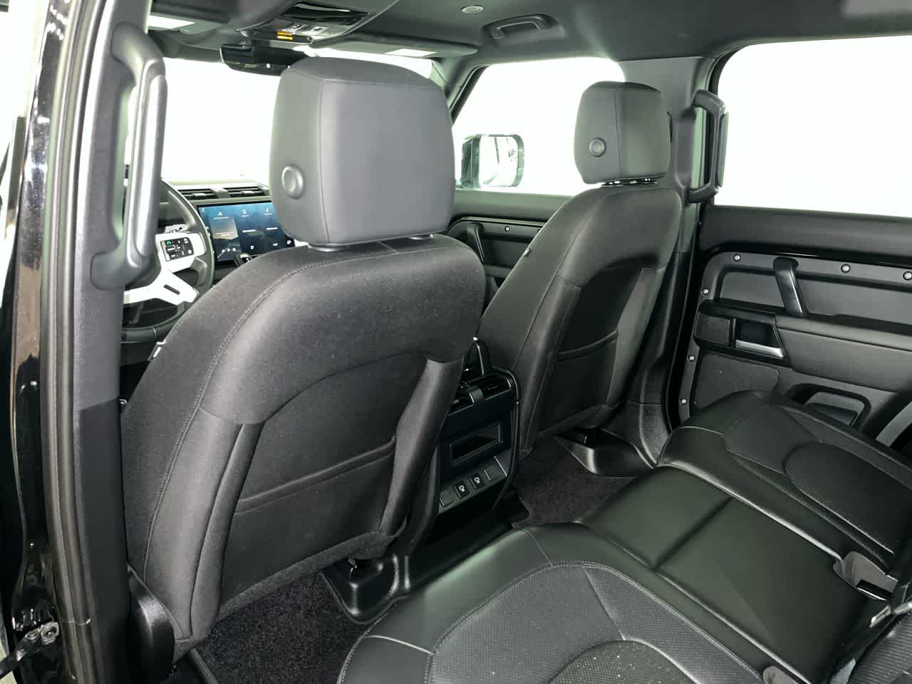 2025 Land Rover Defender S