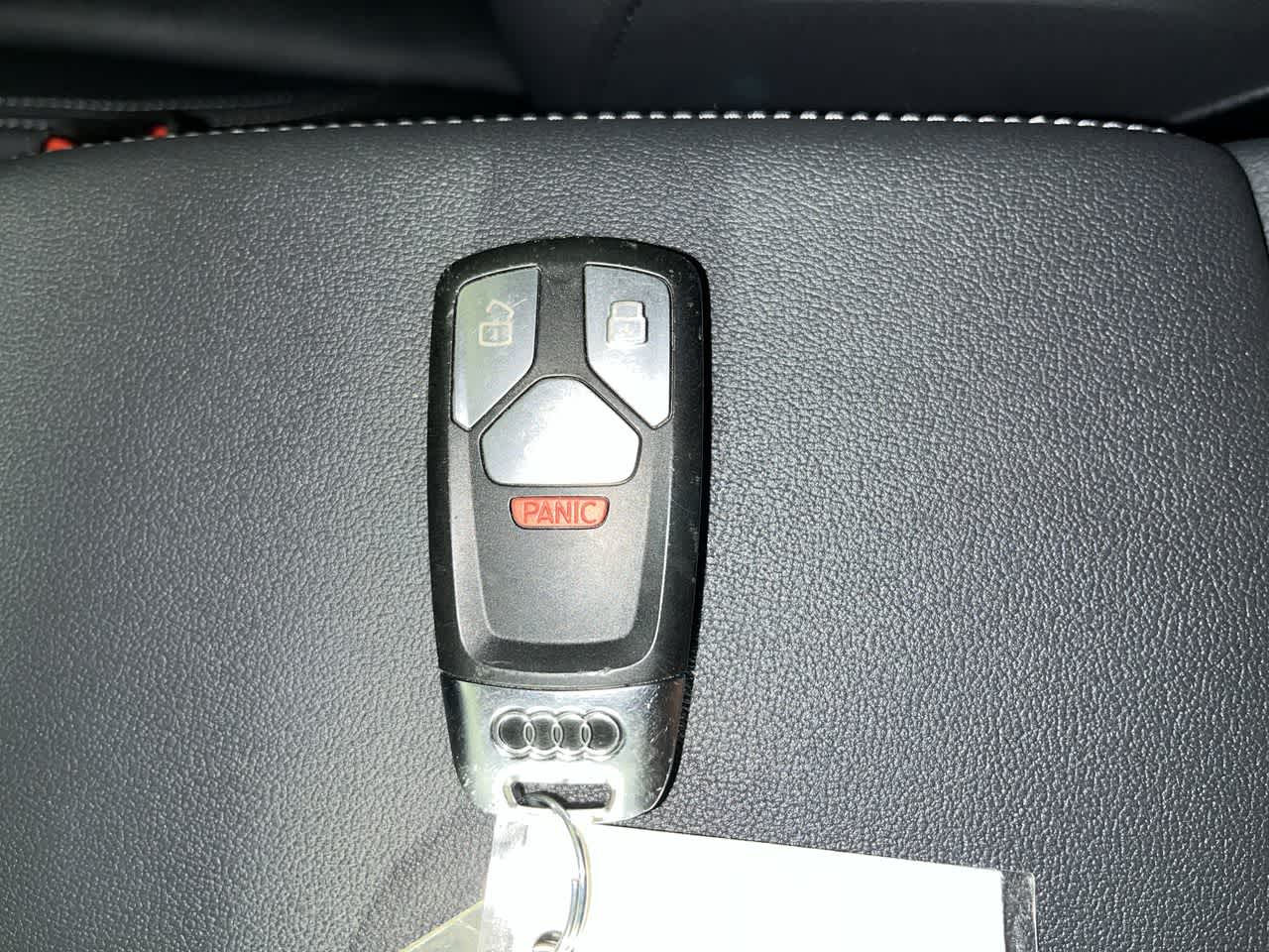 2024 Audi Q5 S line Premium Plus