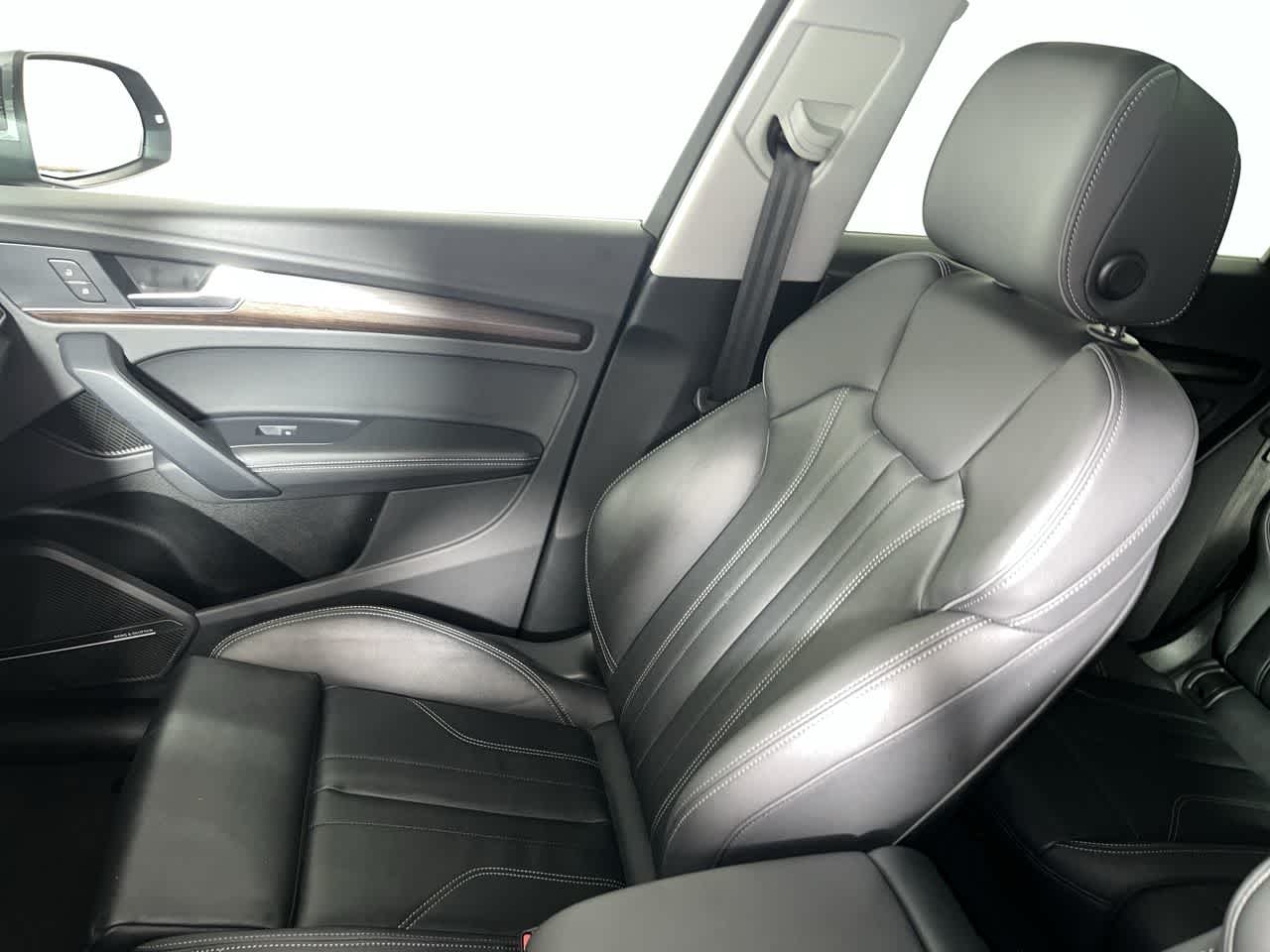 2024 Audi Q5 S line Premium Plus