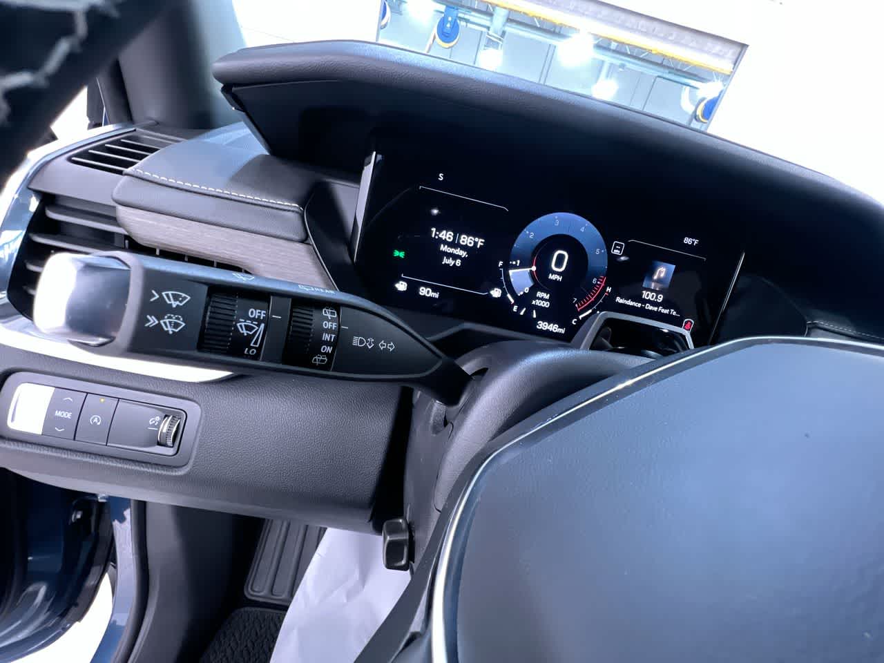 2025 GMC Acadia FWD Denali