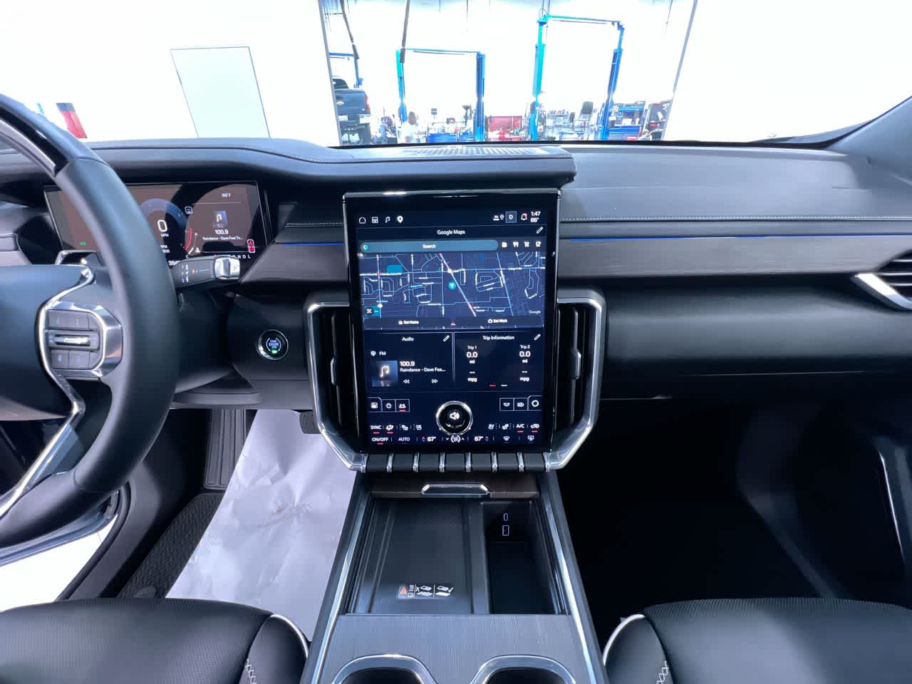2025 GMC Acadia FWD Denali