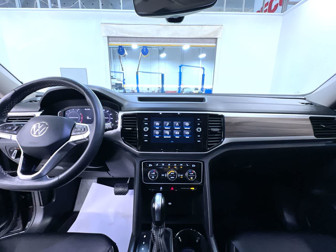 2023 Volkswagen Atlas 3.6L V6 SEL