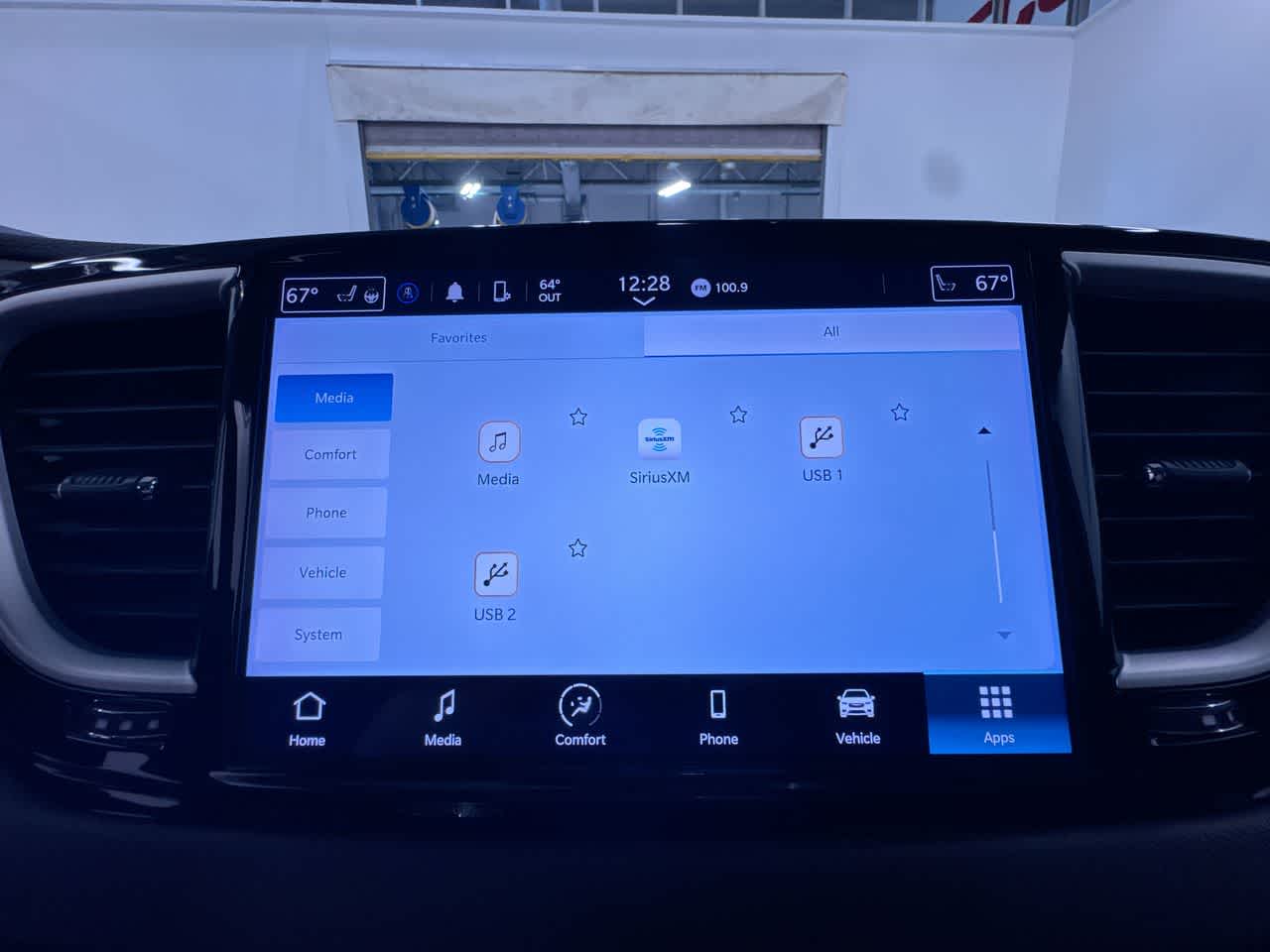 2024 Chrysler Pacifica Touring L