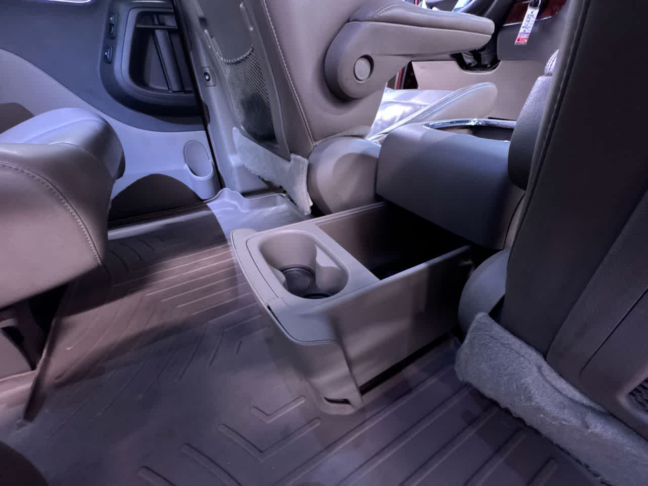 2015 Chrysler Town & Country Limited Platinum