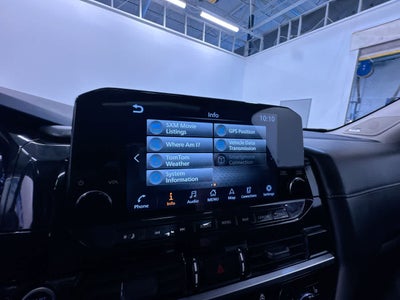 2022 Nissan Pathfinder SL