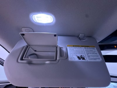 2025 Mitsubishi Outlander ES