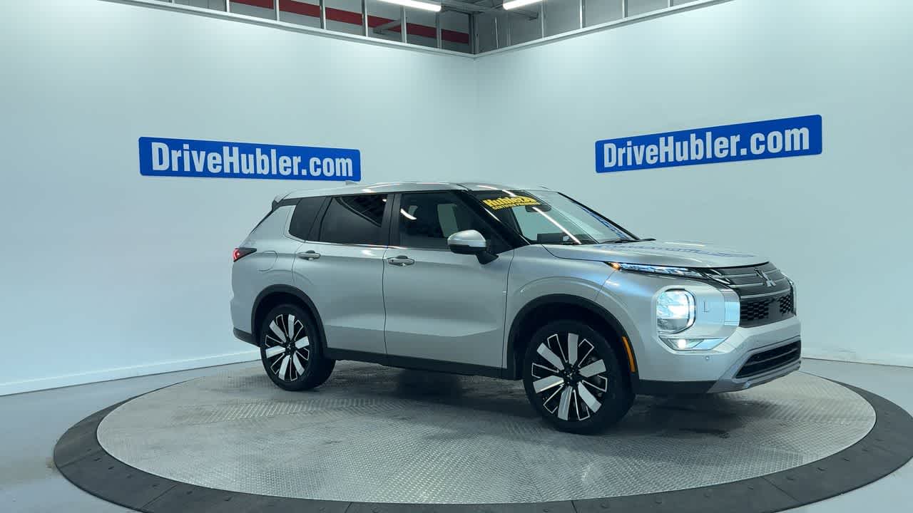 2025 Mitsubishi Outlander SE