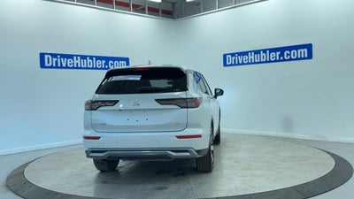 2025 Mitsubishi Outlander SE