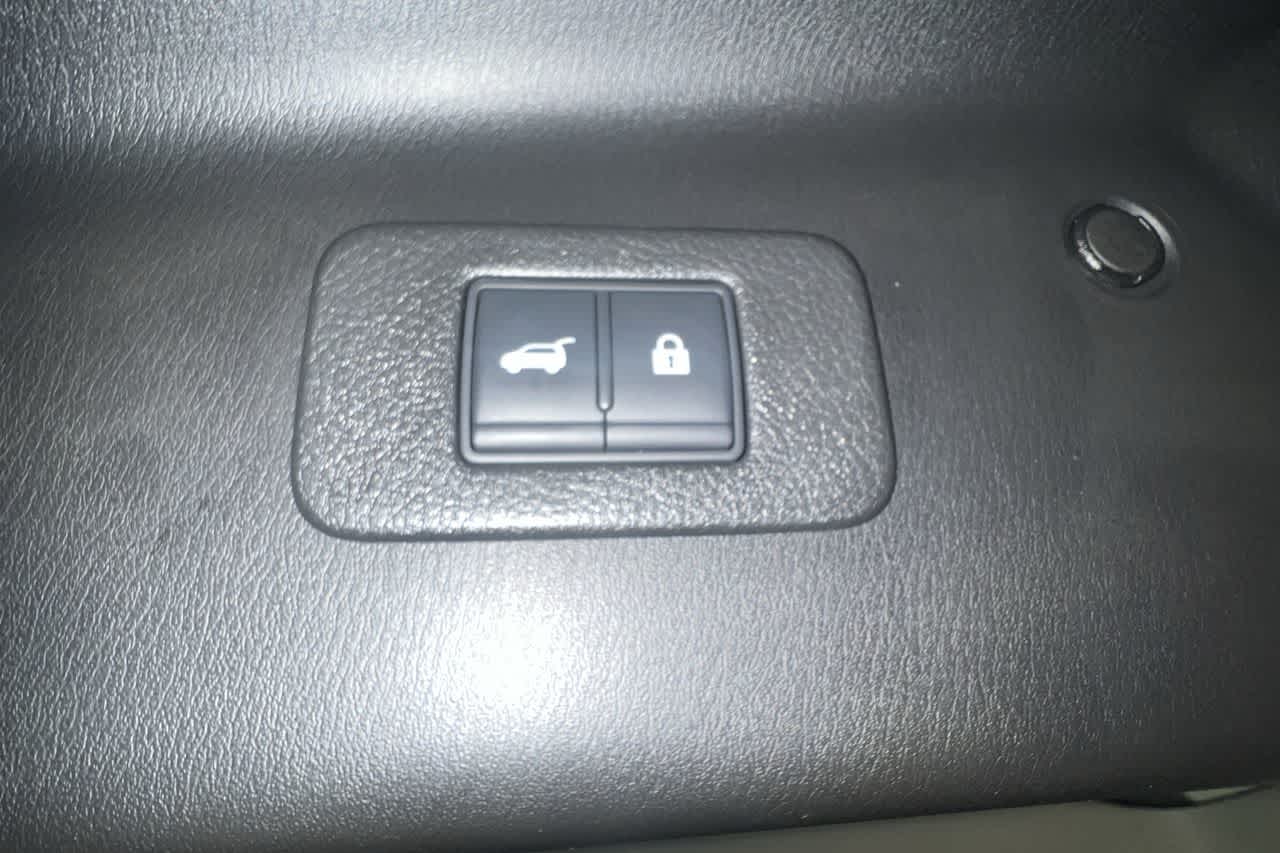 2022 Nissan Armada SL