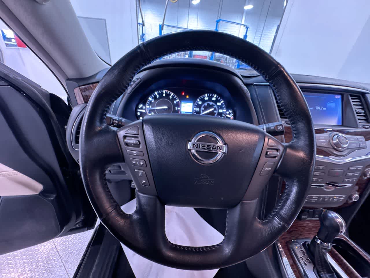 2017 Nissan Armada SV