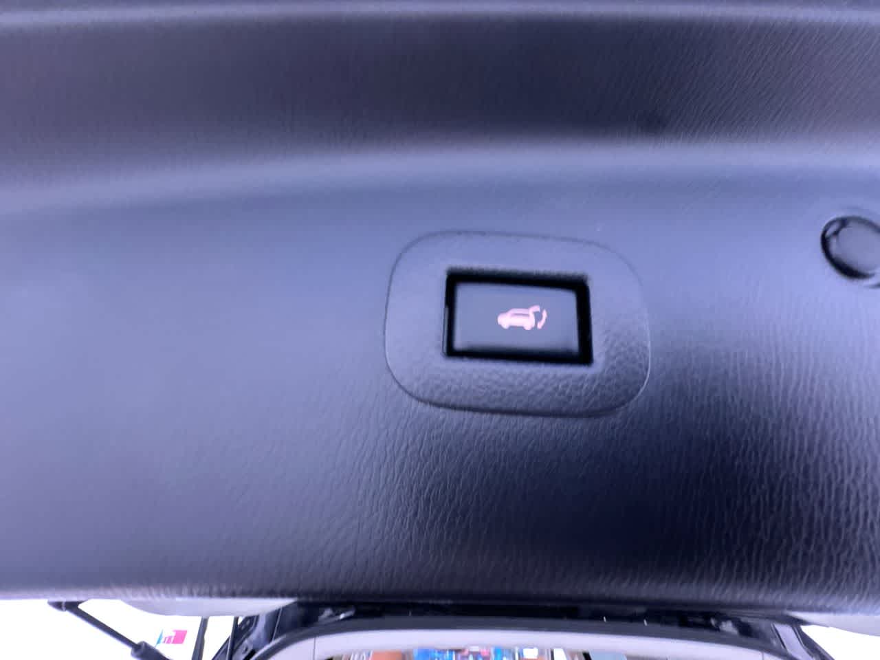 2017 Nissan Armada SV