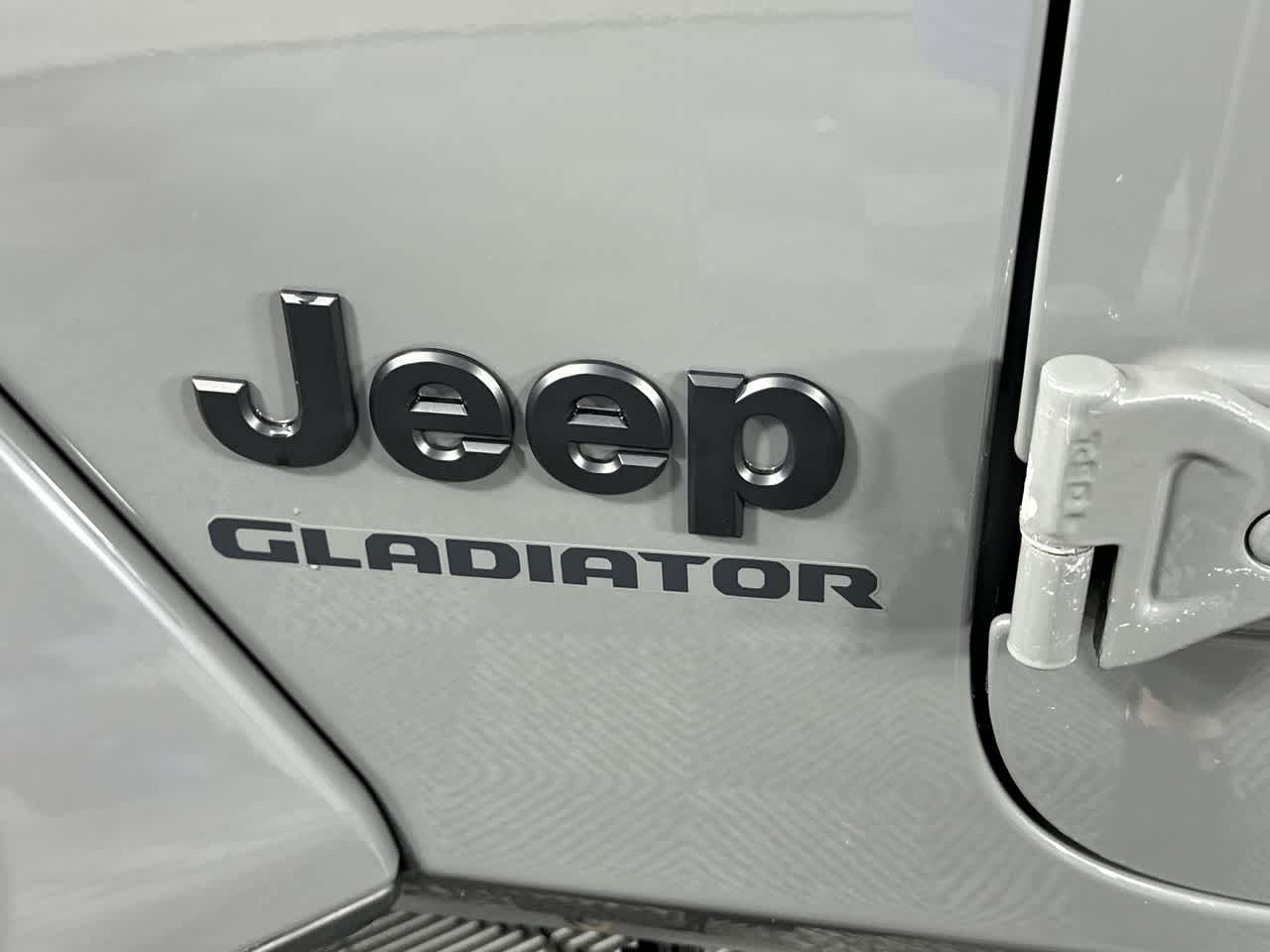2022 Jeep Gladiator Sport S