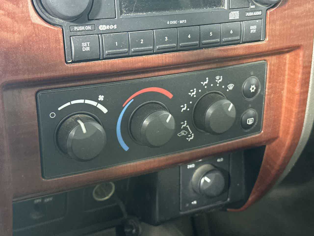 2005 Dodge Dakota SLT