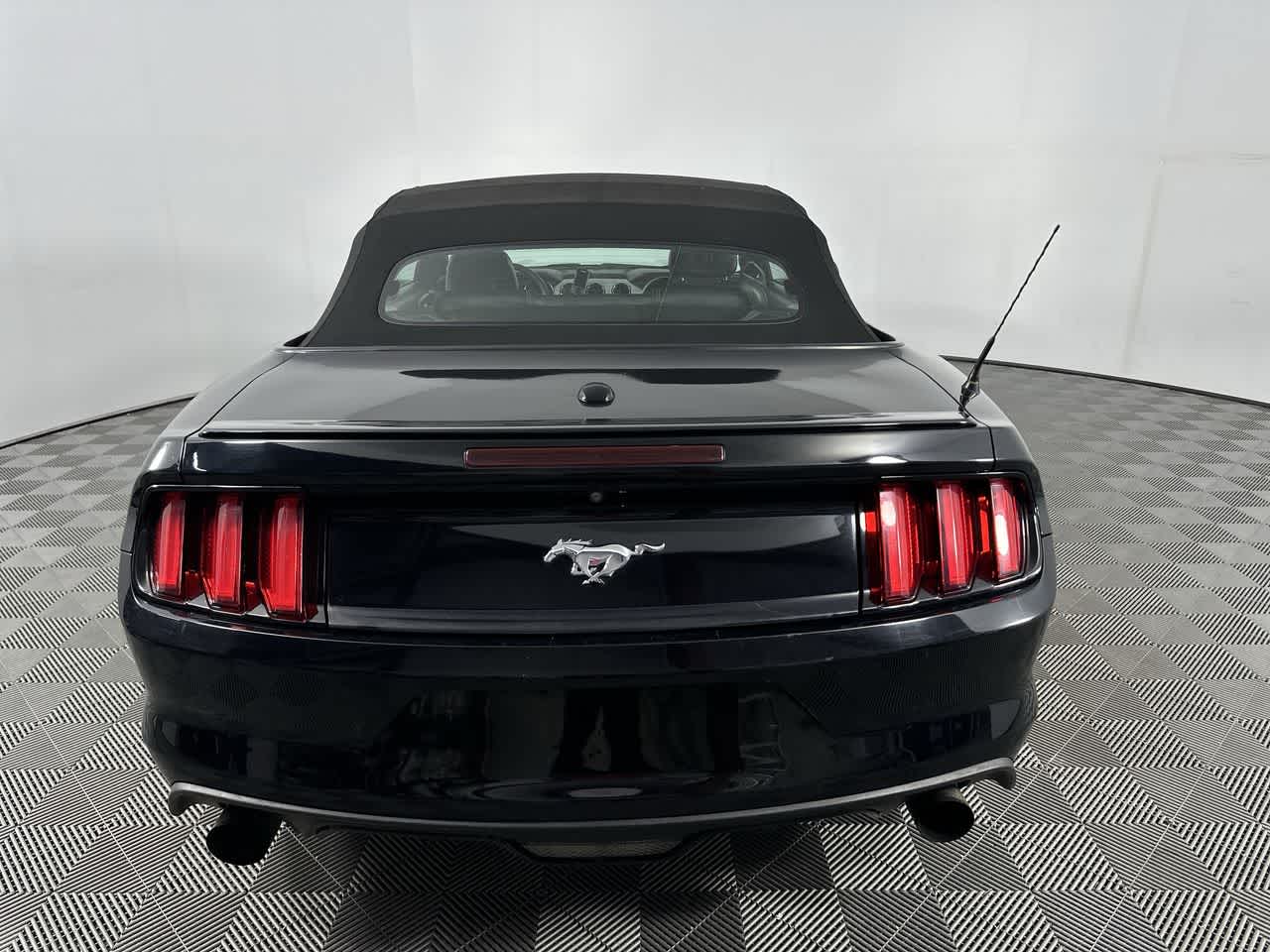 2015 Ford Mustang EcoBoost Premium