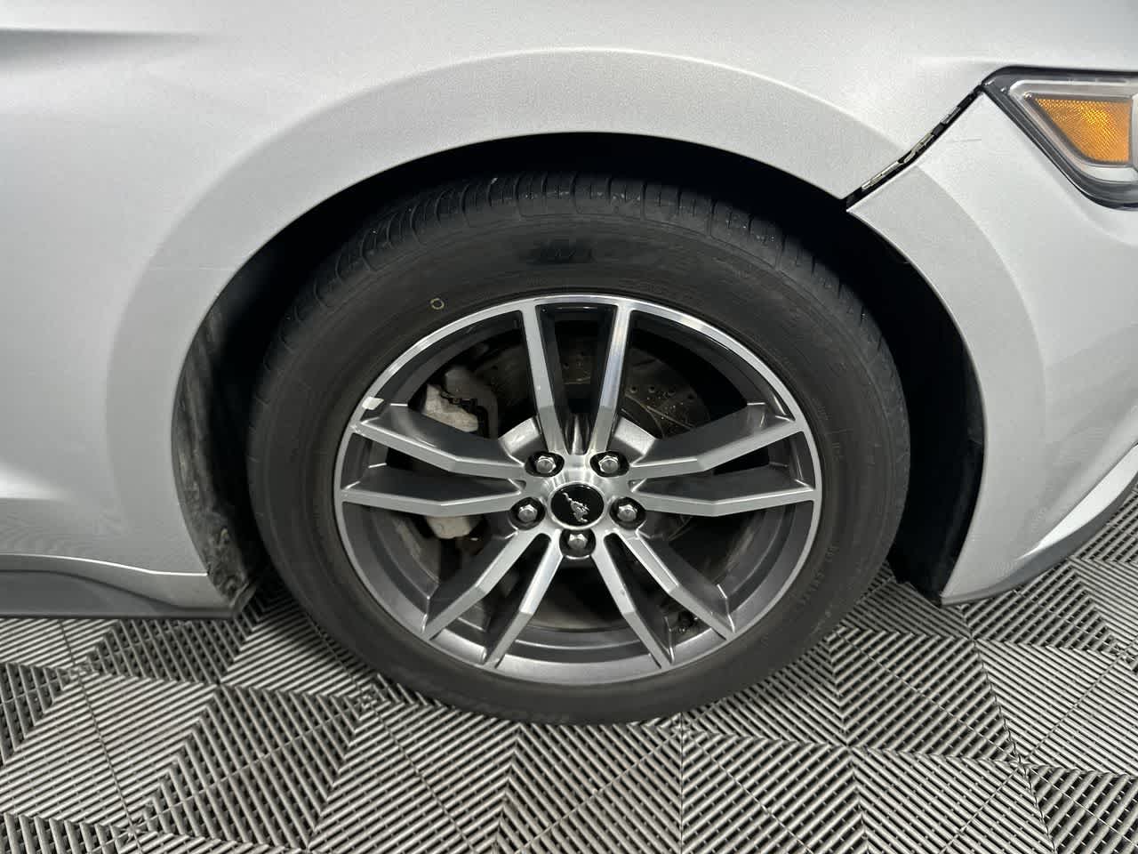 2017 Ford Mustang EcoBoost Premium