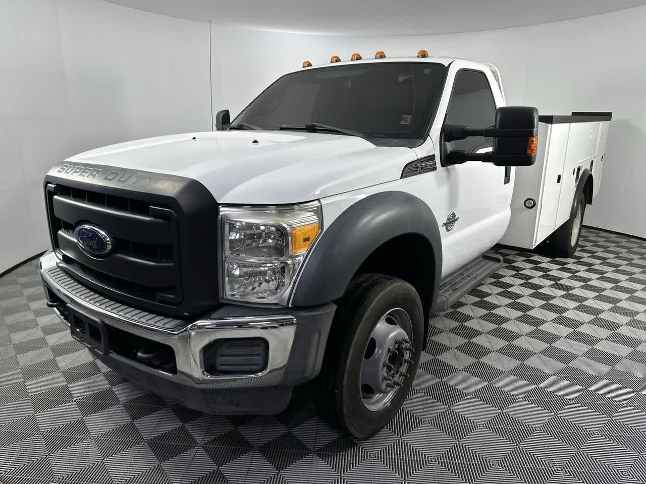 2016 Ford Super Duty F-550 DRW XL