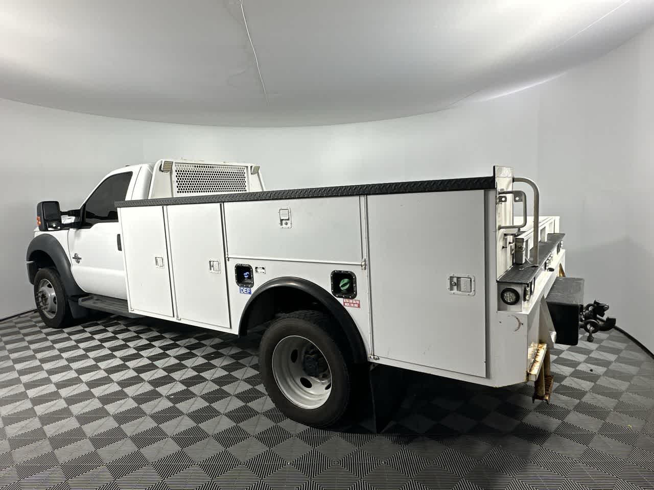 2016 Ford Super Duty F-550 DRW XL