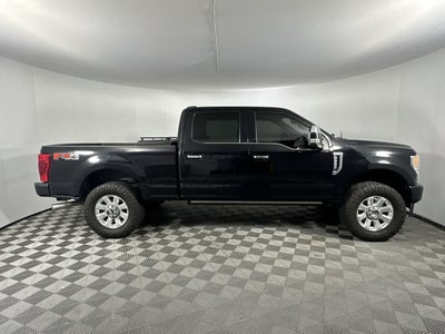 2022 Ford Super Duty F-250 SRW Platinum