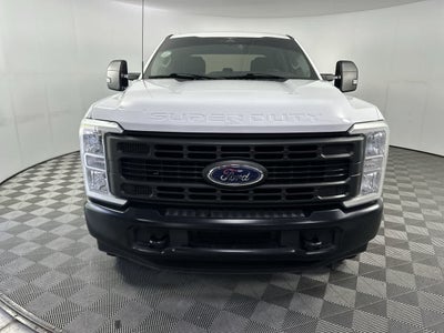 2023 Ford Super Duty F-350 SRW Pickup XL