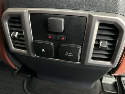 2022 Ford Super Duty F-350 DRW Platinum