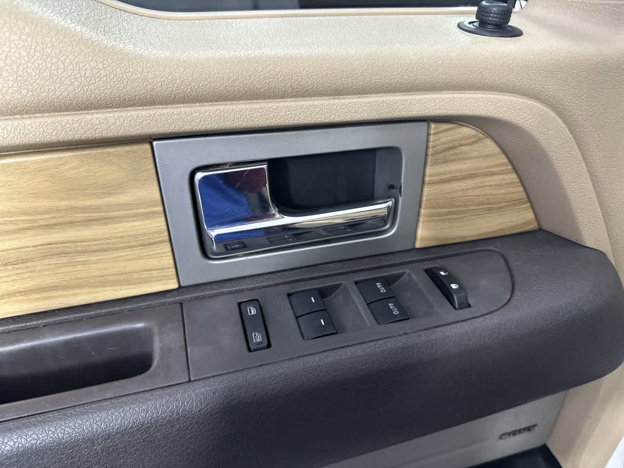 2011 Ford F-150 Lariat