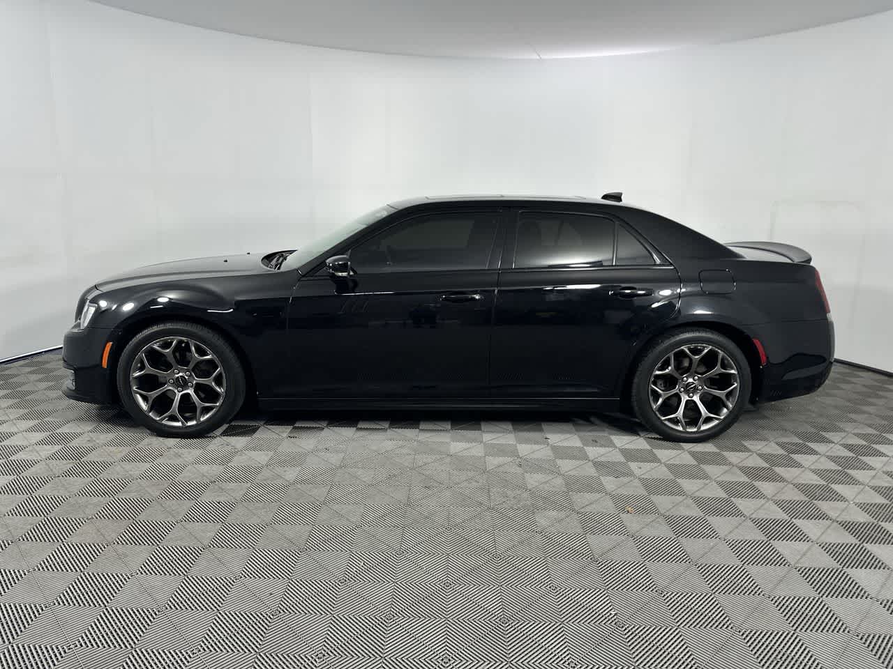 2018 Chrysler 300 300S