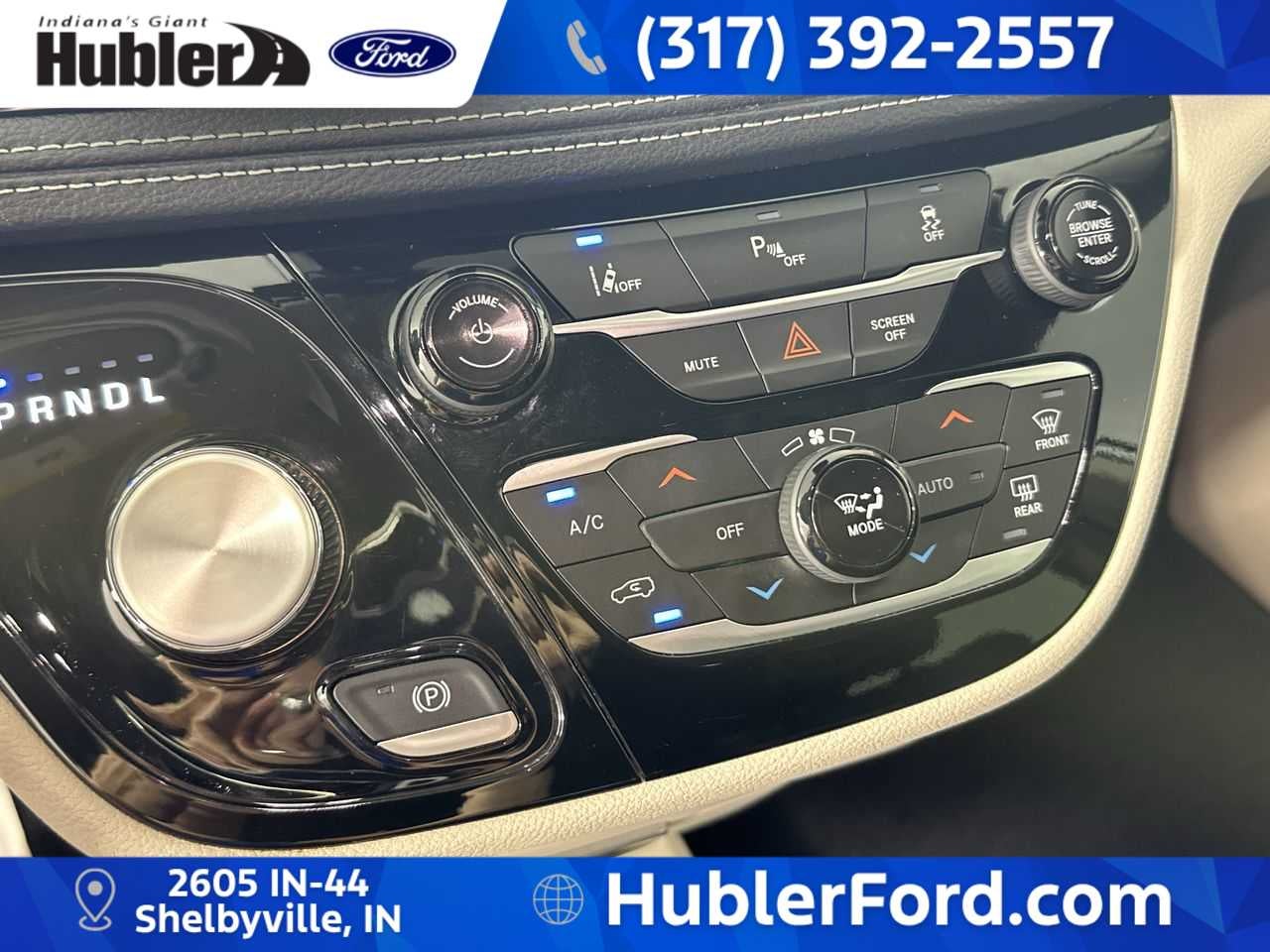 2024 Chrysler Pacifica Hybrid Select